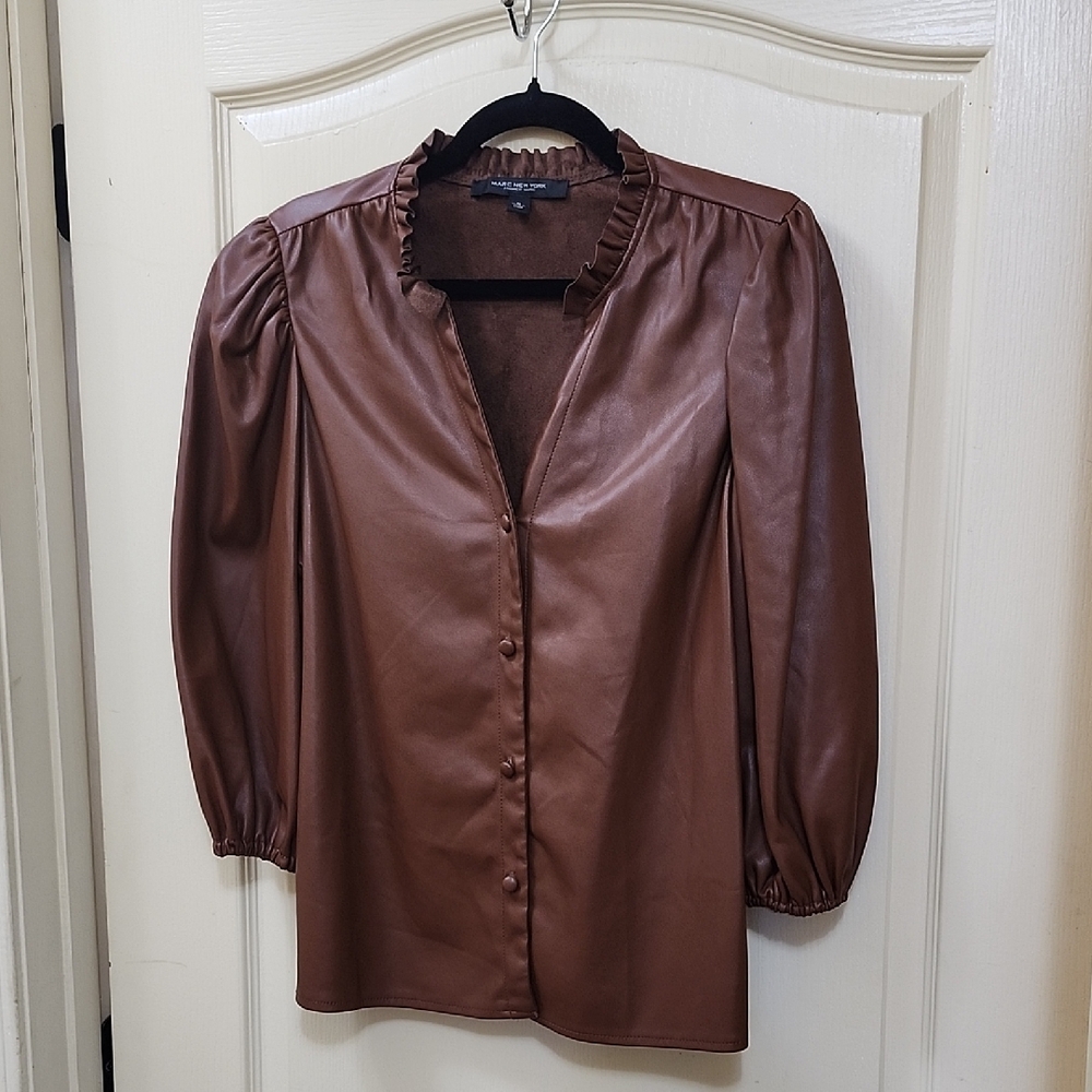 MARC NEW YORK(ANDREW MARC)  FAUX LEATHER BLOUSE
